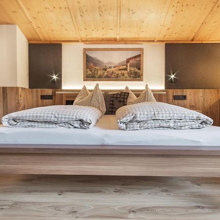 Stubaier Bauern Appartement Telfes im Stubai Esterno foto