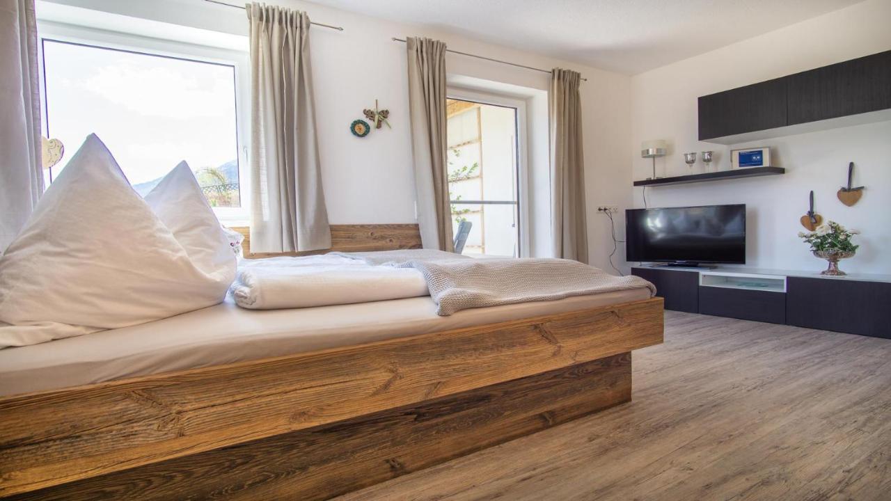 Stubaier Bauern Appartement Telfes im Stubai Esterno foto