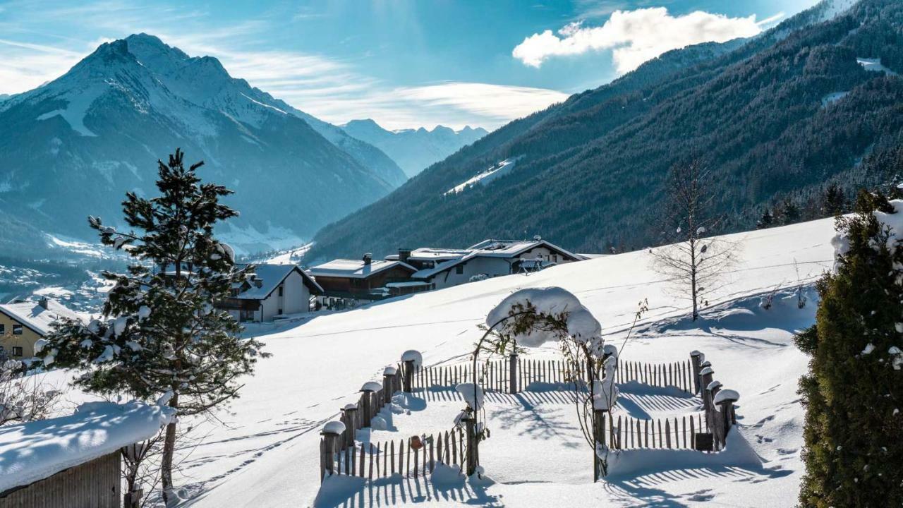 Stubaier Bauern Appartement Telfes im Stubai Esterno foto
